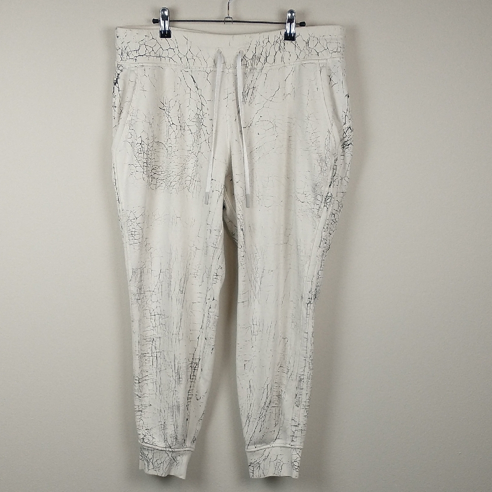 Lululemon Warm Down Joggers 7/8 Length Womens 14 White Mid Rise